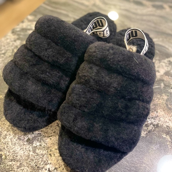 Ugg platform slides - Picture 2 of 2